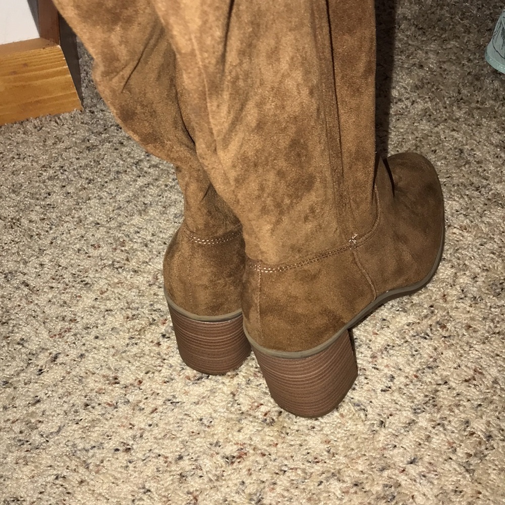 Universal Thread Antonia Boots - Picture 2 of 5